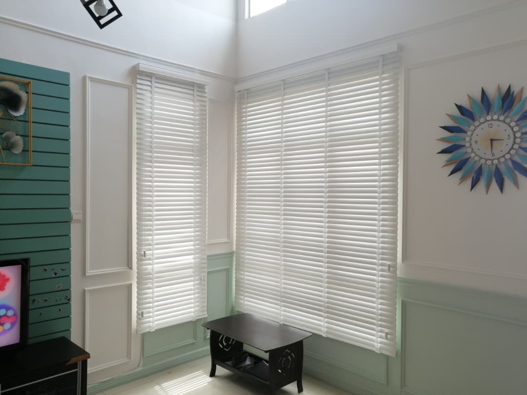 TIMBER PS BLINDS & LANTEX BLIND